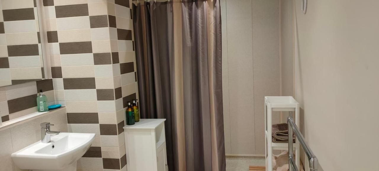 הורנסי Fishtail House - Stylish Apartments Minutes From The Sea מראה חיצוני תמונה